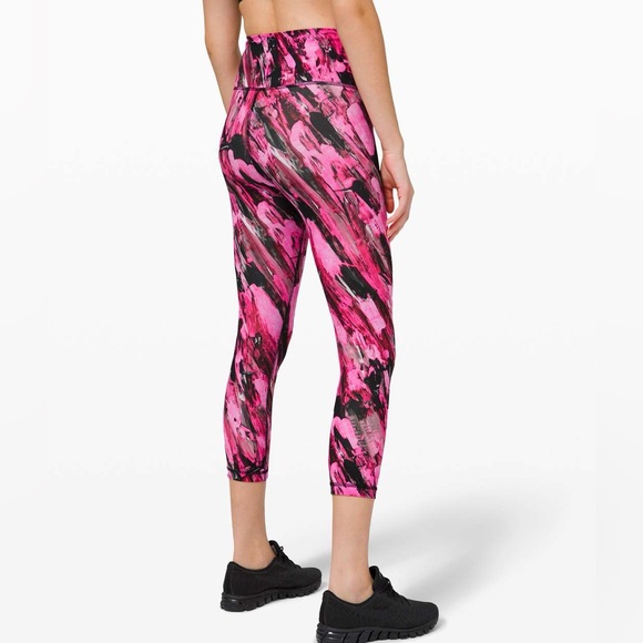 Lululemon Wunder Train High-Rise Crop size 2 - Picture 2 of 7